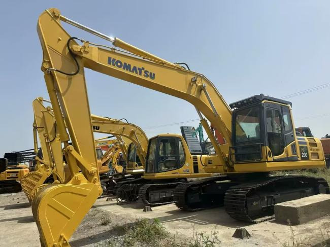 KOMATSU 200-8 - Mobiele graafmachine: afbeelding 2 KOMATSU 200-8 - Mobiele graafmachine: afbeelding 2