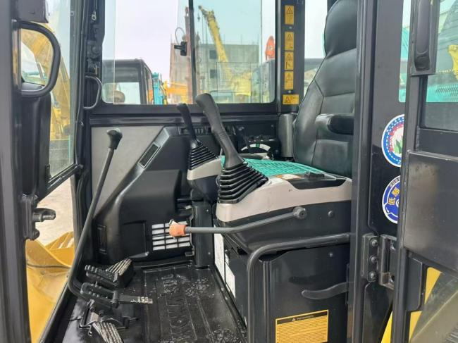 KOMATSU PC56 - Mobiele graafmachine: afbeelding 2 KOMATSU PC56 - Mobiele graafmachine: afbeelding 2