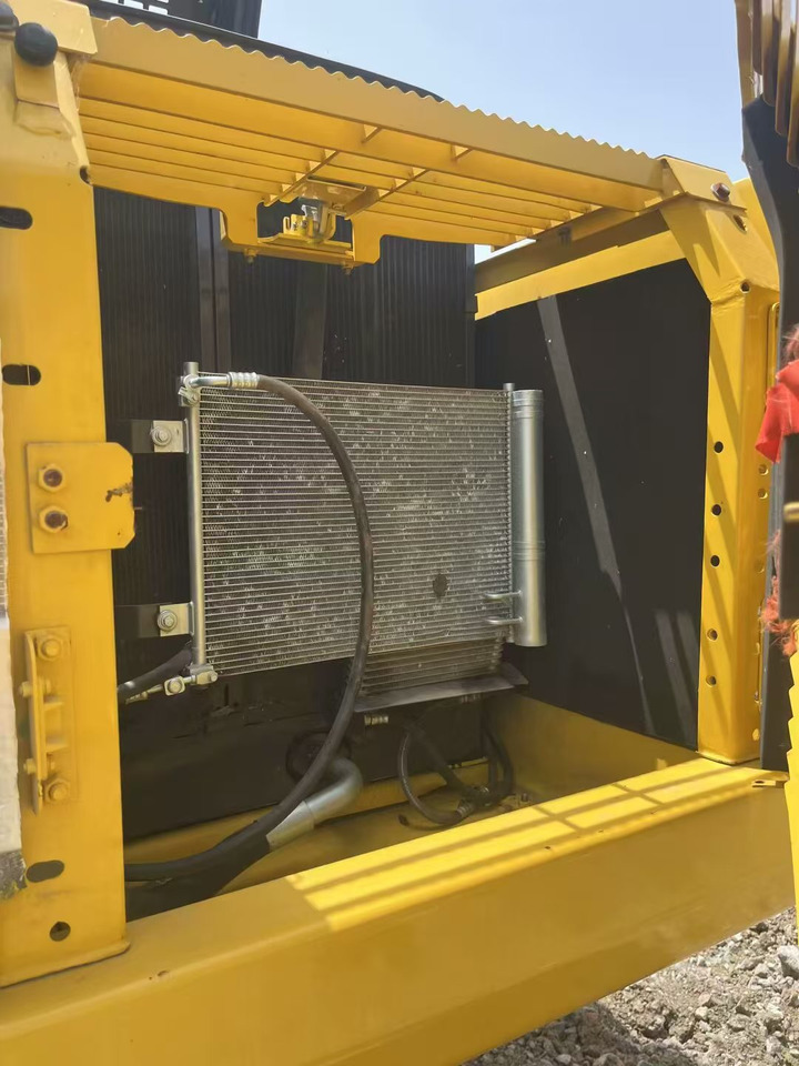 KOMATSU pc200 - Rupsgraafmachine: afbeelding 3 KOMATSU pc200 - Rupsgraafmachine: afbeelding 3