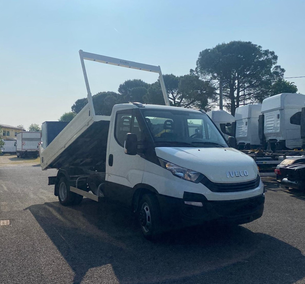 IVECO DAILY 35C12 - Kipper bestelwagen: afbeelding 3 IVECO DAILY 35C12 - Kipper bestelwagen: afbeelding 3