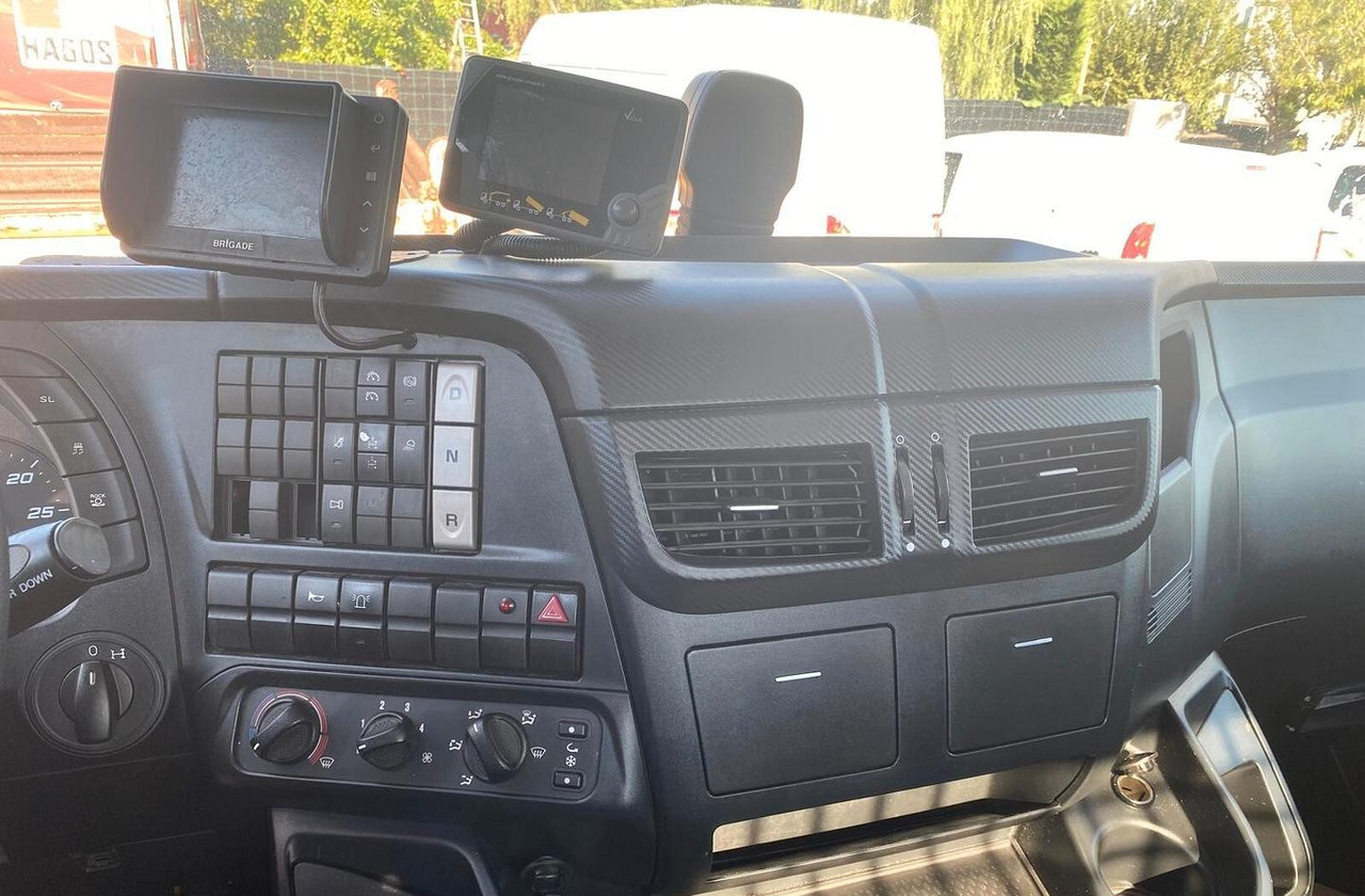 IVECO STRALIS 310 CASSONE FISSO E GRU - Vrachtwagen met open laadbak, Kraanwagen: afbeelding 5 IVECO STRALIS 310 CASSONE FISSO E GRU - Vrachtwagen met open laadbak, Kraanwagen: afbeelding 5