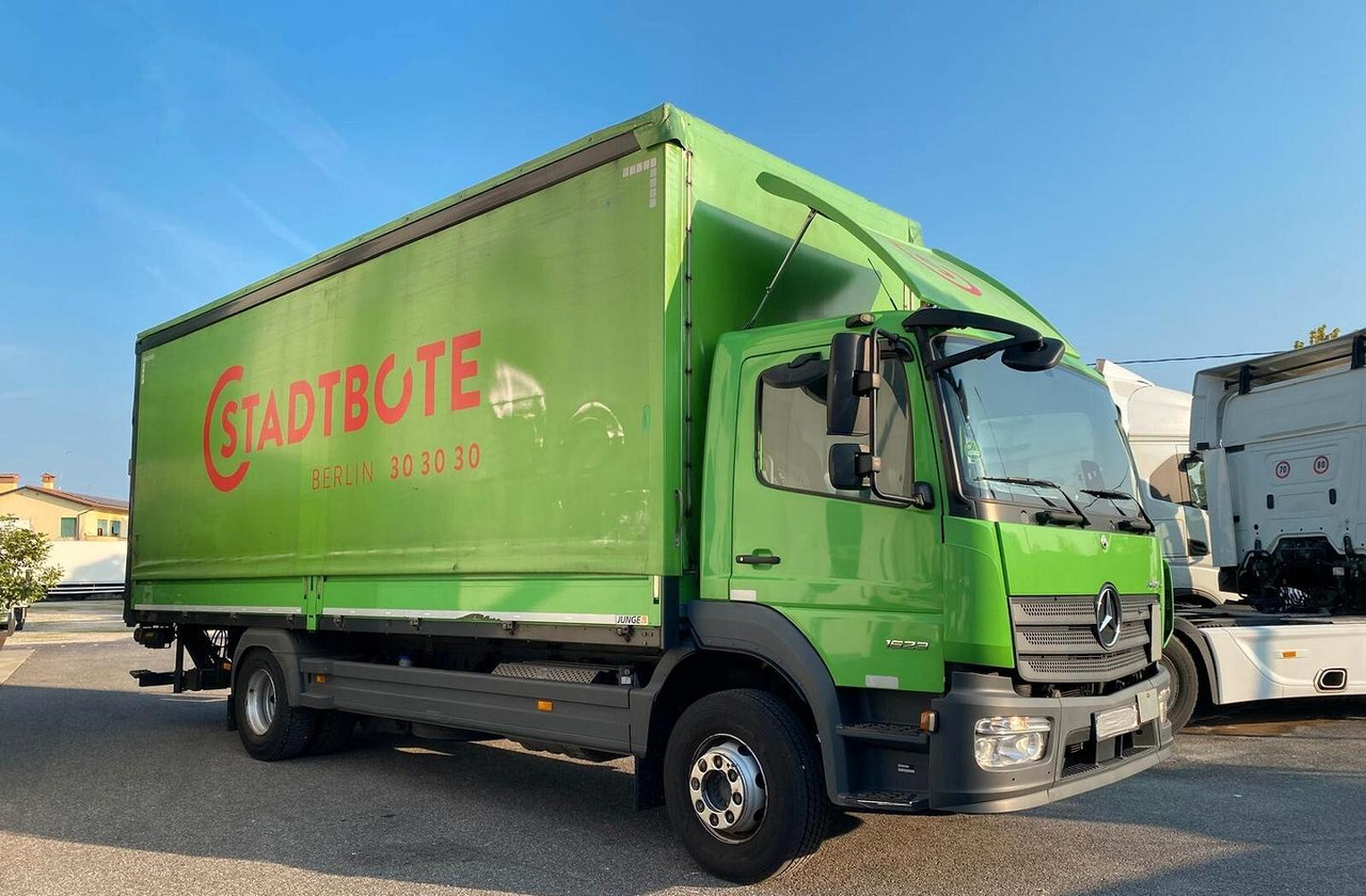 MERCEDES ATEGO 16.23 CASSONE CENTINATO E SPONDA - Schuifzeilen vrachtwagen: afbeelding 2 MERCEDES ATEGO 16.23 CASSONE CENTINATO E SPONDA - Schuifzeilen vrachtwagen: afbeelding 2
