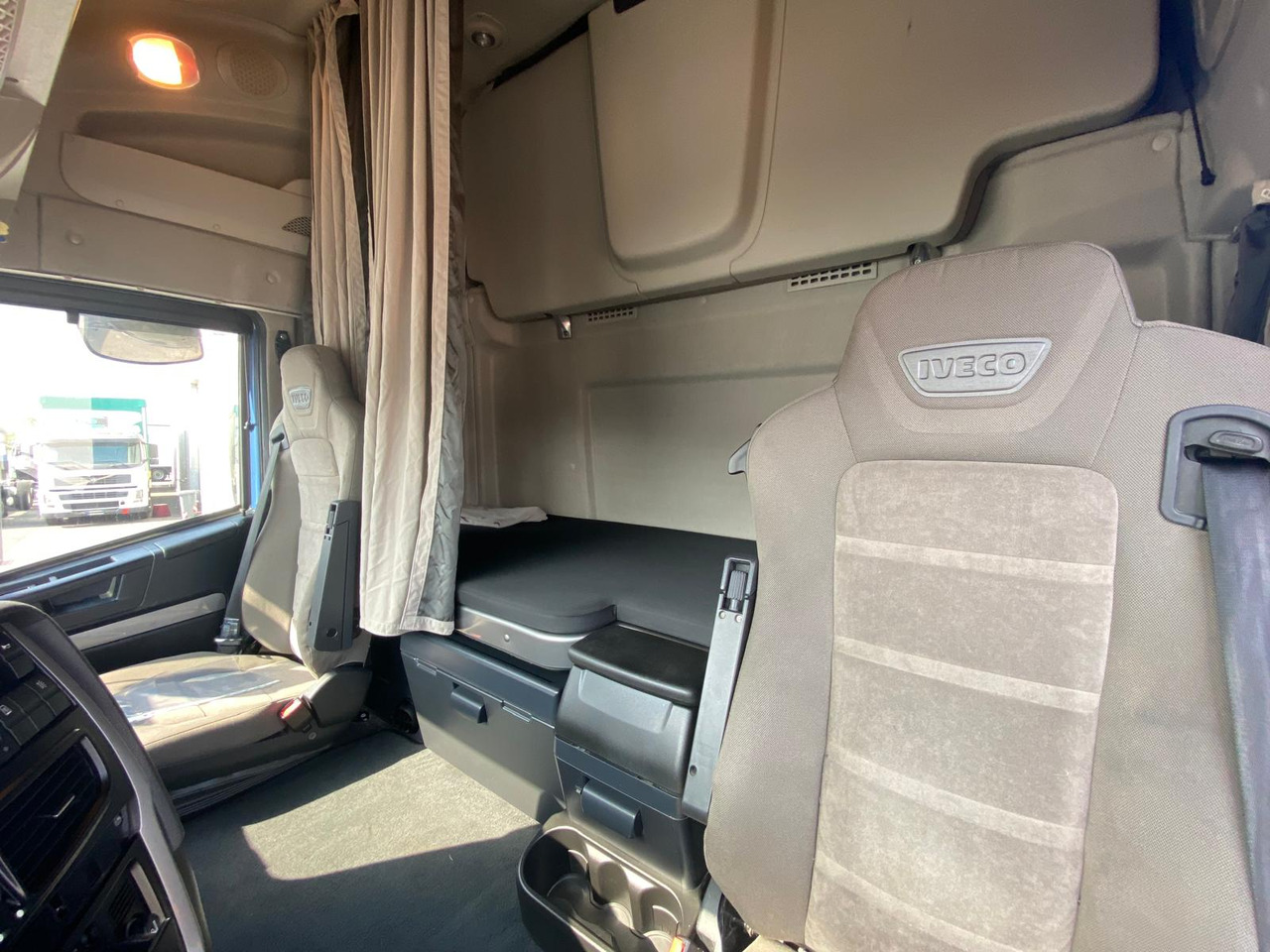 IVECO AS440T/P - Trekker: afbeelding 5 IVECO AS440T/P - Trekker: afbeelding 5