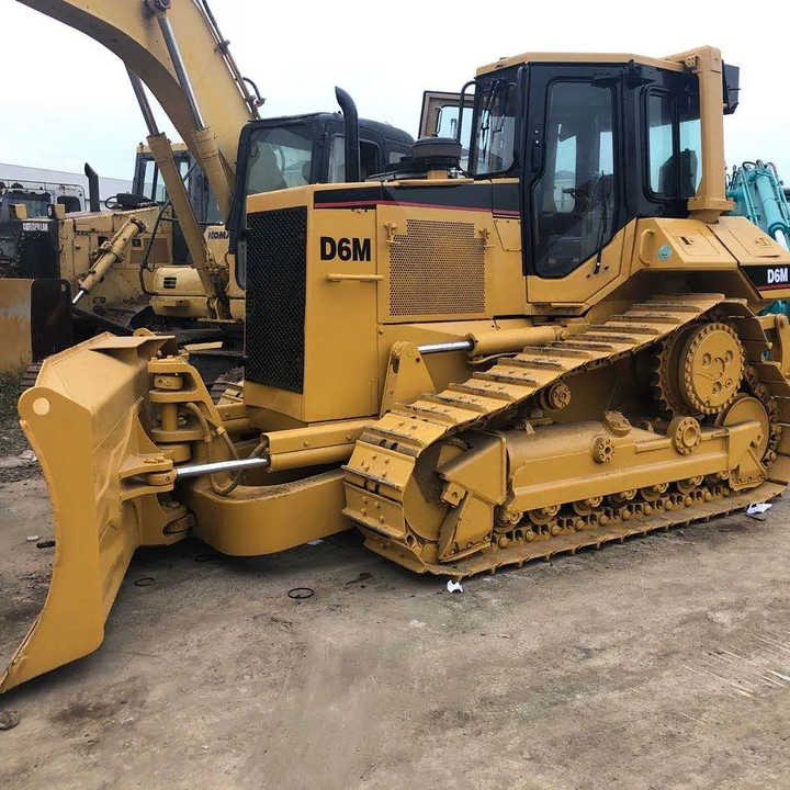 Good Condition D6m Mini Bulldozer New Crawler Bulldozer with Parts Price Bulldozers - Bulldozer: afbeelding 1 Good Condition D6m Mini Bulldozer New Crawler Bulldozer with Parts Price Bulldozers - Bulldozer: afbeelding 1