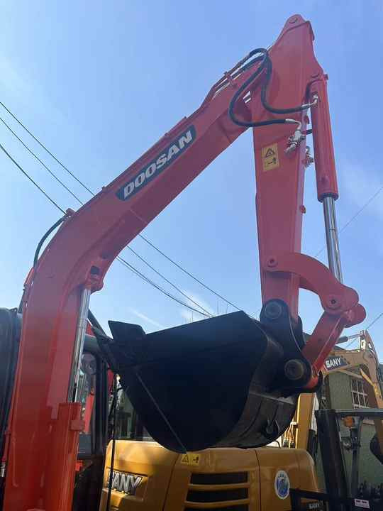 Second Hand Doosan Dx-60 Excavator for Sale - Rupsgraafmachine: afbeelding 5 Second Hand Doosan Dx-60 Excavator for Sale - Rupsgraafmachine: afbeelding 5