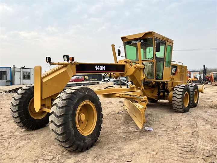 Used Caterpillar CAT 140H Land Road Motor Grader CAT140 CAT140H Used Grader Cheap Price for Sale - Grader: afbeelding 3 Used Caterpillar CAT 140H Land Road Motor Grader CAT140 CAT140H Used Grader Cheap Price for Sale - Grader: afbeelding 3