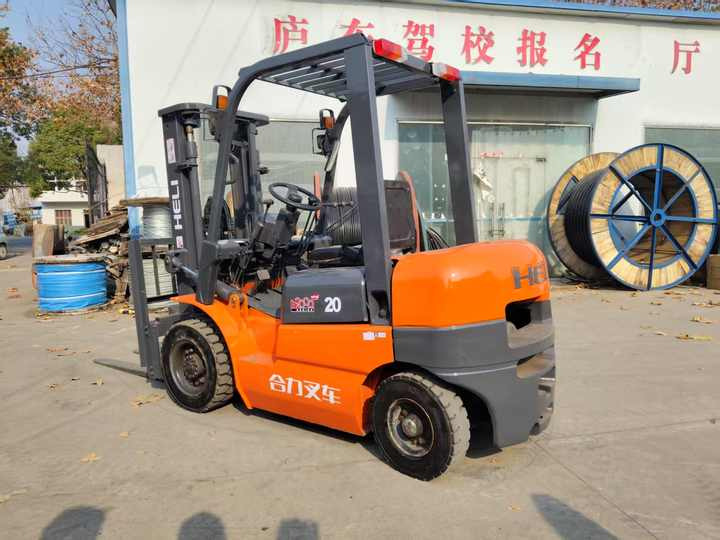 Used China Famous Brand HeLi Brand 2t Forklift for Sale HeLi Brand 2t 3t 5t 7t 10t Forklift Can Provide for You Best Price - Heftruck: afbeelding 4 Used China Famous Brand HeLi Brand 2t Forklift for Sale HeLi Brand 2t 3t 5t 7t 10t Forklift Can Provide for You Best Price - Heftruck: afbeelding 4