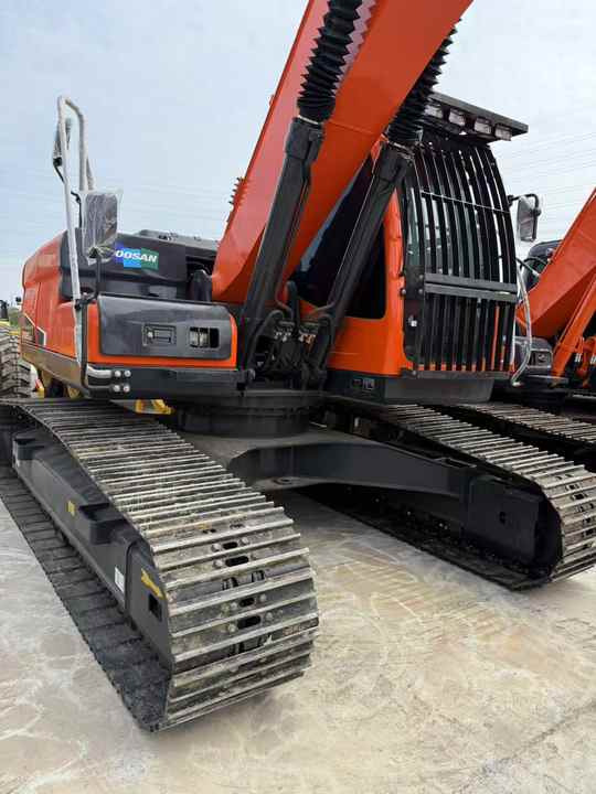 Used Doosan DX225LC-9C Hydraulic Excavator 25 Ton Doosan Dx225 Crawler Excavator with Excellent Performance Low Price for Sale - Graafmachine: afbeelding 5 Used Doosan DX225LC-9C Hydraulic Excavator 25 Ton Doosan Dx225 Crawler Excavator with Excellent Performance Low Price for Sale - Graafmachine: afbeelding 5