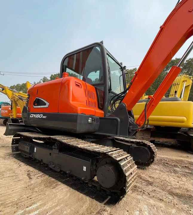 Used Doosan DX60-9c Excavator | Low Hours | Robust Undercarriage | Global Shipping | Discounted Price - Minigraafmachine: afbeelding 2 Used Doosan DX60-9c Excavator | Low Hours | Robust Undercarriage | Global Shipping | Discounted Price - Minigraafmachine: afbeelding 2