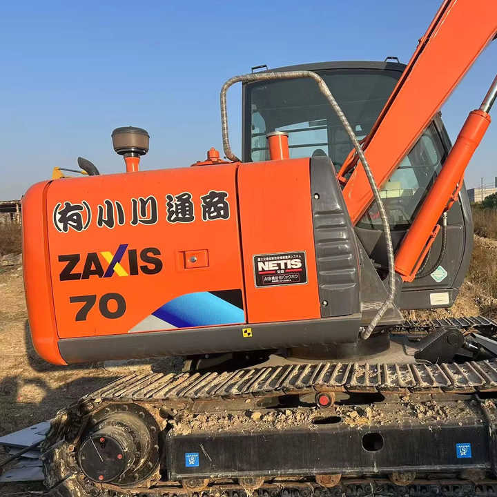 Used HITACHI ZX70 Model Mini Excavator Second Hand Machine Popular Brand Japan Hitachi Hydraulic Machinery - Minigraafmachine: afbeelding 1 Used HITACHI ZX70 Model Mini Excavator Second Hand Machine Popular Brand Japan Hitachi Hydraulic Machinery - Minigraafmachine: afbeelding 1