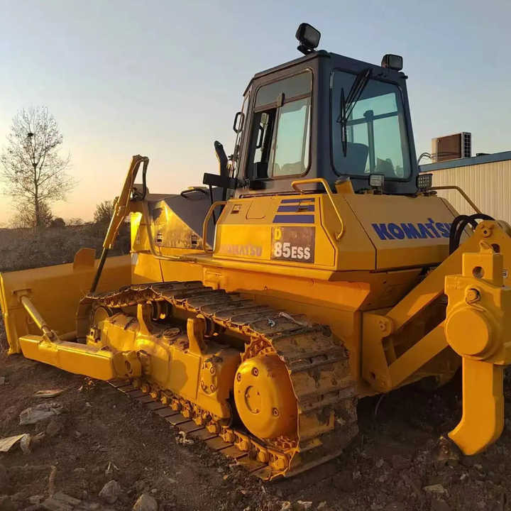 Used Komatsu Bulldozer D85 Strong Power Komatsu D85 Track Dozer for Sale - Bulldozer: afbeelding 1 Used Komatsu Bulldozer D85 Strong Power Komatsu D85 Track Dozer for Sale - Bulldozer: afbeelding 1