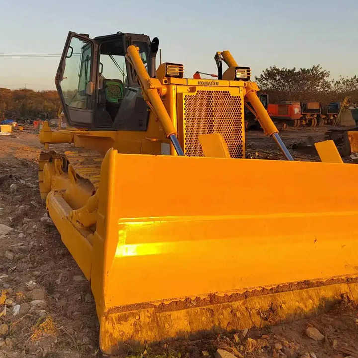 Used Komatsu Bulldozer D85 Strong Power Komatsu D85 Track Dozer for Sale - Bulldozer: afbeelding 3 Used Komatsu Bulldozer D85 Strong Power Komatsu D85 Track Dozer for Sale - Bulldozer: afbeelding 3