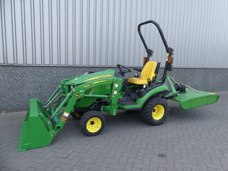 John Deere 1025 R - Tractor: afbeelding 2 John Deere 1025 R - Tractor: afbeelding 2