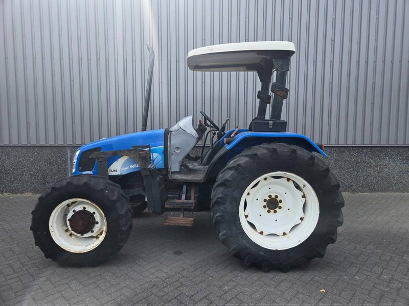 New Holland TL 90 A - Tractor: afbeelding 2 New Holland TL 90 A - Tractor: afbeelding 2
