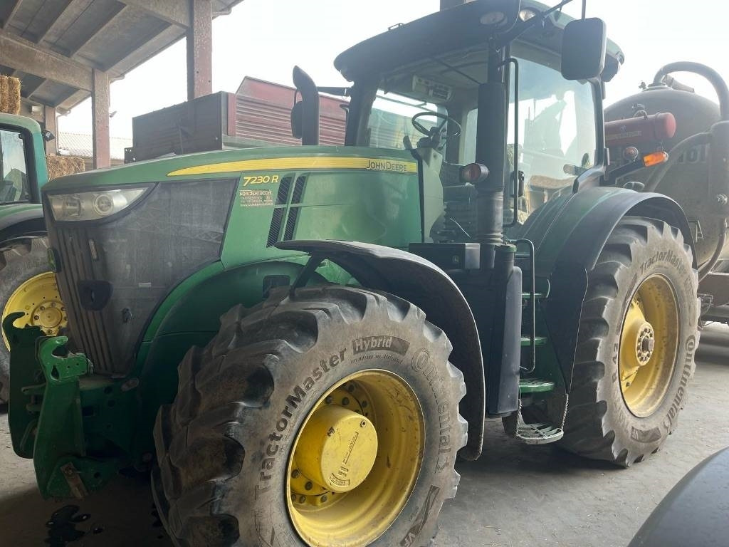 John Deere 7230 R - Tractor: afbeelding 4 John Deere 7230 R - Tractor: afbeelding 4