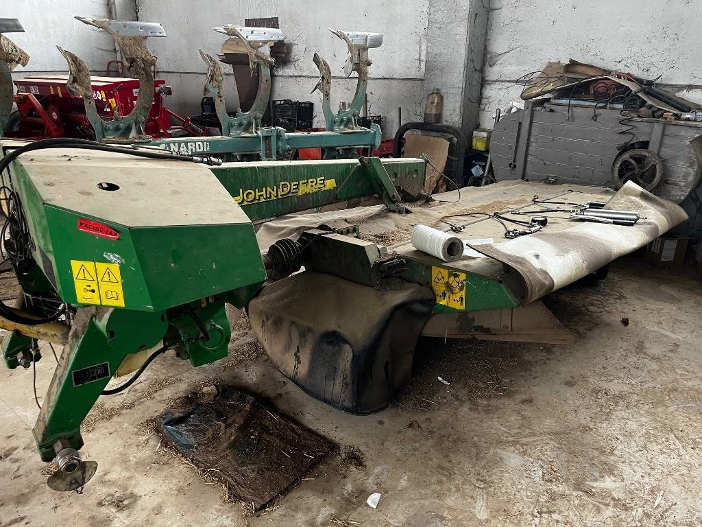 John Deere CC0324 - Maaimachine: afbeelding 1 John Deere CC0324 - Maaimachine: afbeelding 1