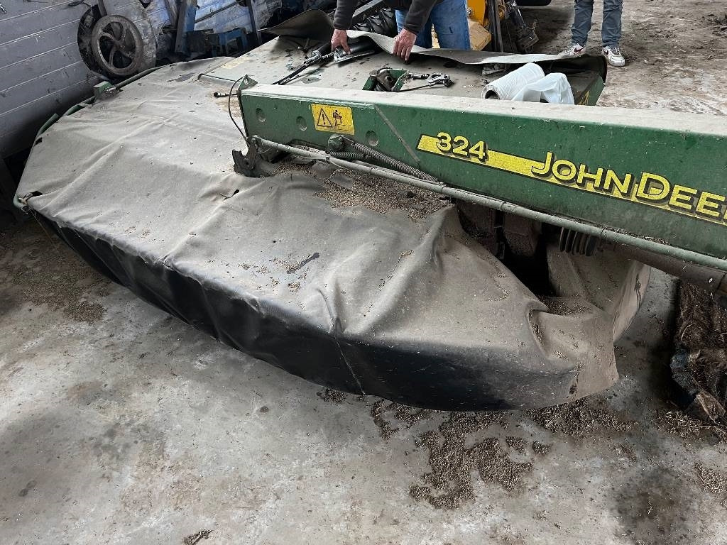 John Deere CC0324 - Maaimachine: afbeelding 2 John Deere CC0324 - Maaimachine: afbeelding 2