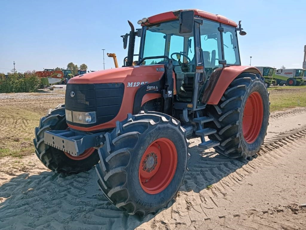 Kubota M 128 X - Tractor: afbeelding 3 Kubota M 128 X - Tractor: afbeelding 3
