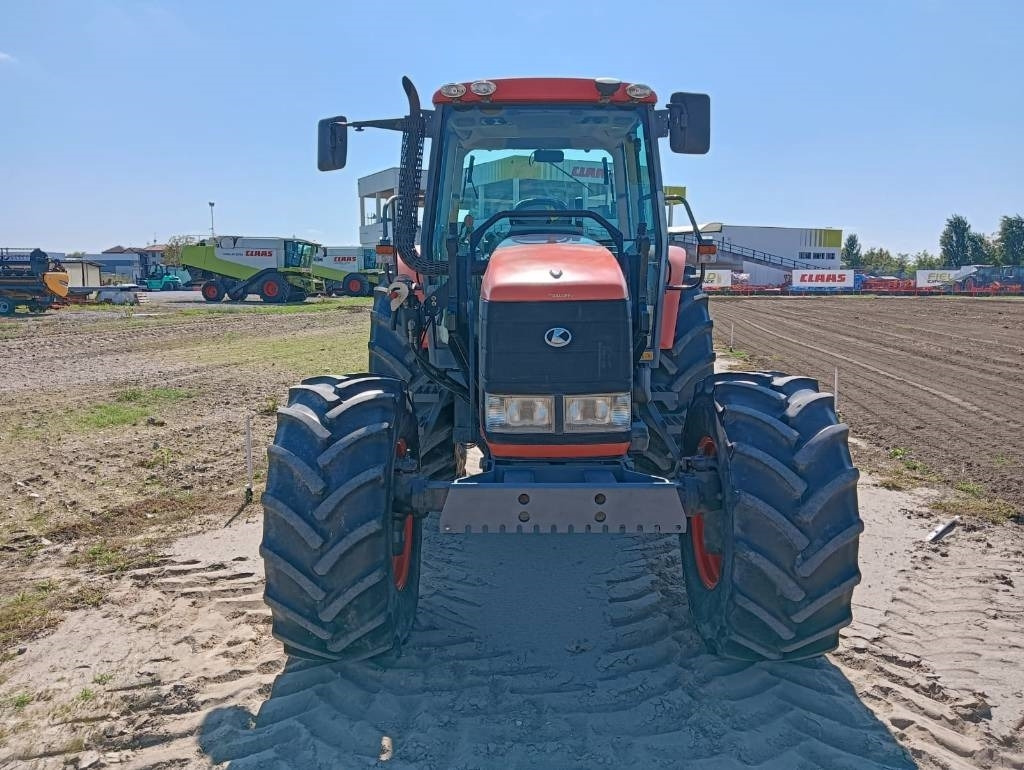 Kubota M 128 X - Tractor: afbeelding 2 Kubota M 128 X - Tractor: afbeelding 2