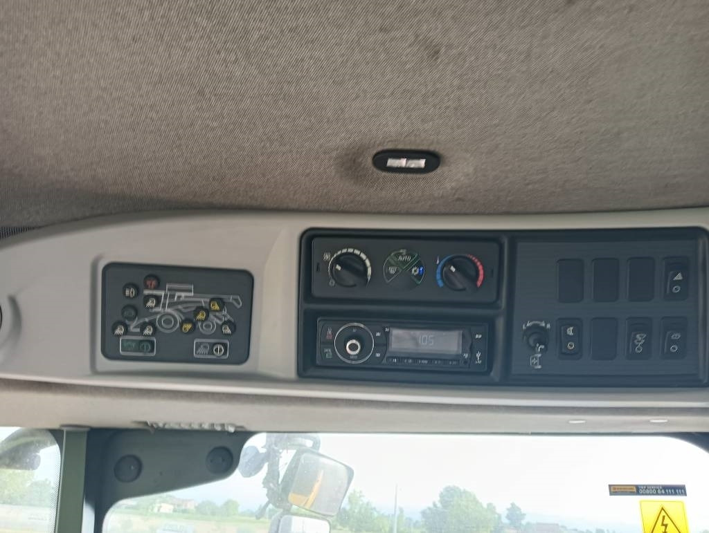Leasing New Holland CR 7.90  New Holland CR 7.90: afbeelding 16