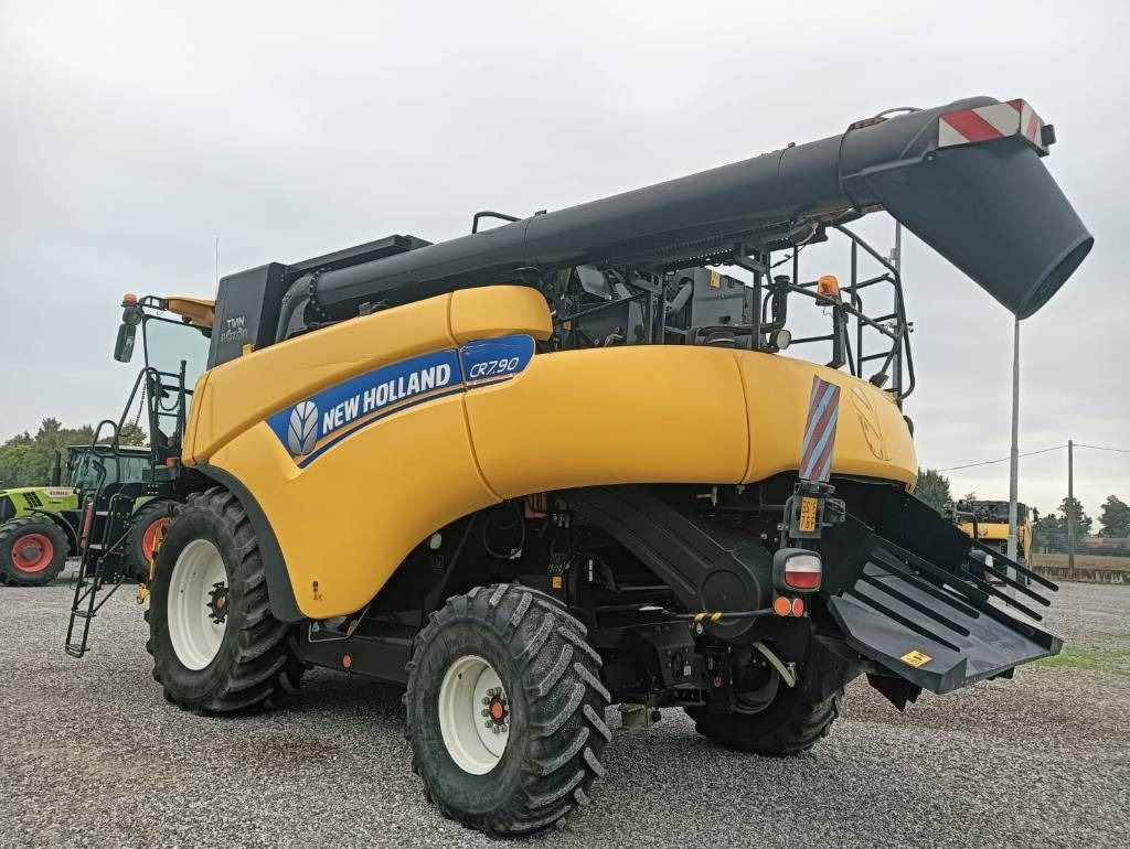 Leasing New Holland CR 7.90  New Holland CR 7.90: afbeelding 26