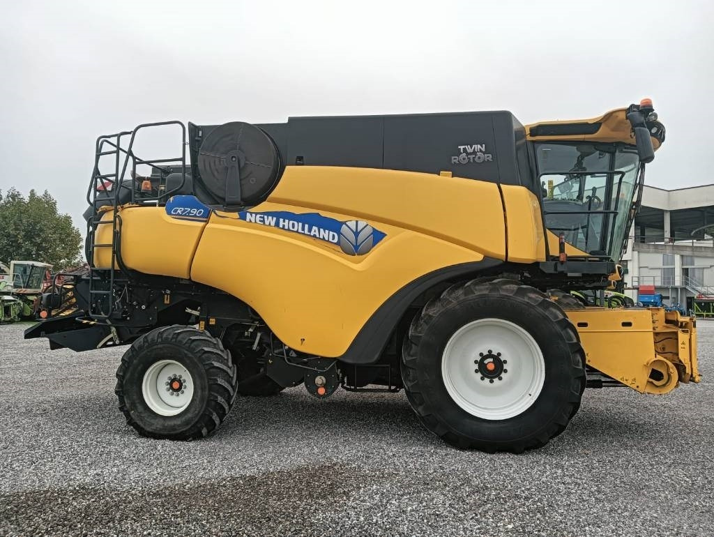 Leasing New Holland CR 7.90  New Holland CR 7.90: afbeelding 17