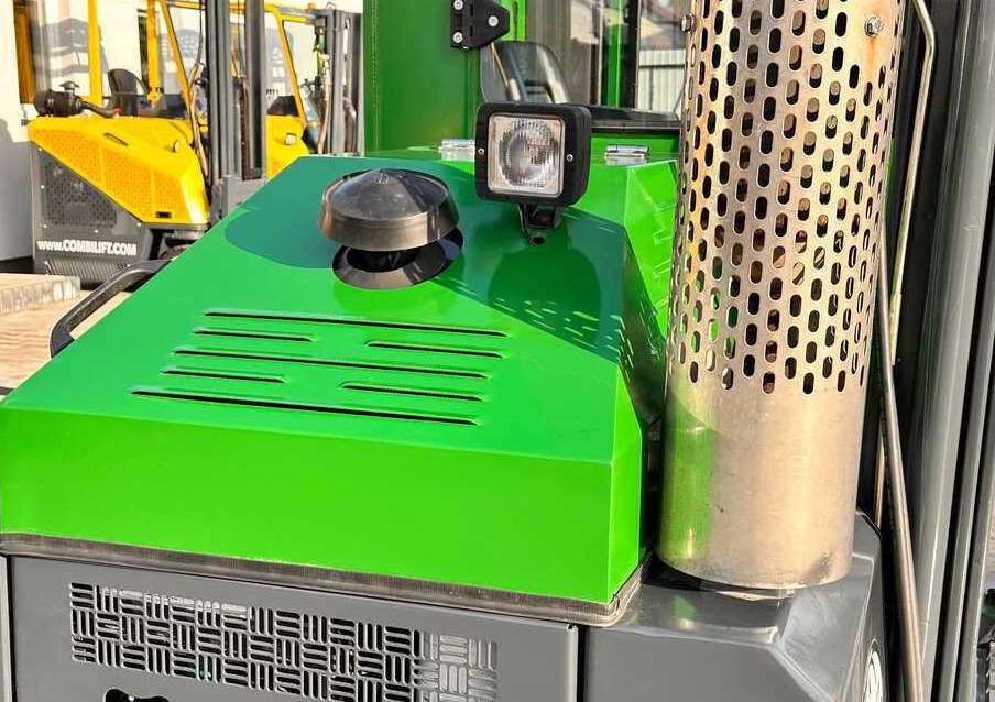4-weg zijlader Combilift C3000 / DUPLEX / 4100MM / LPG / FREE LIFT / LIKE NEW: afbeelding 9