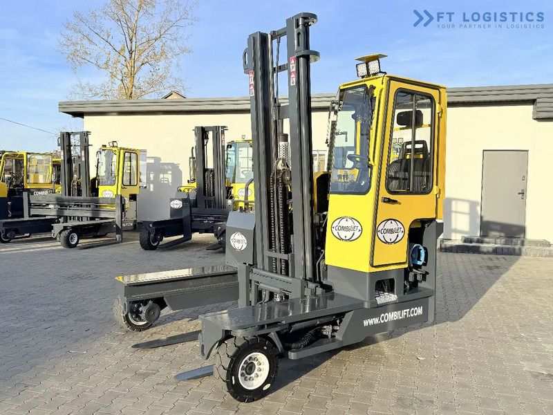 Combilift C4000 – LPG – DUPLEX 4600mm – FREE LIFT – SIDE SHIFT – EXCELLENT CONDITION Wide selection of four-way and side-loading forklifts - 4-weg zijlader: afbeelding 2 Combilift C4000 – LPG – DUPLEX 4600mm – FREE LIFT – SIDE SHIFT – EXCELLENT CONDITION Wide selection of four-way and side-loading forklifts - 4-weg zijlader: afbeelding 2