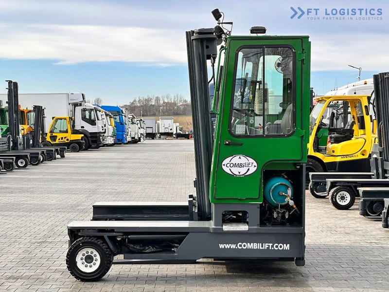 Combilift C4500 / LPG / TRIPLEX / 5500MM / FREE LIFT / HYDRAULIC FORK SHIFT / Like New C4500 / LPG / TRIPLEX / 5500MM / FREE LIFT / HYDRAU - 4-weg zijlader: afbeelding 3 Combilift C4500 / LPG / TRIPLEX / 5500MM / FREE LIFT / HYDRAULIC FORK SHIFT / Like New C4500 / LPG / TRIPLEX / 5500MM / FREE LIFT / HYDRAU - 4-weg zijlader: afbeelding 3
