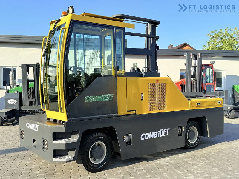 Combilift C5000FSL / DIESEL / DUPLEX - 4000MM / FREE-LIFT / CABIN / A wide range of four-way and side loaders, tailored to diverse needs a - Zijlader: afbeelding 2 Combilift C5000FSL / DIESEL / DUPLEX - 4000MM / FREE-LIFT / CABIN / A wide range of four-way and side loaders, tailored to diverse needs a - Zijlader: afbeelding 2