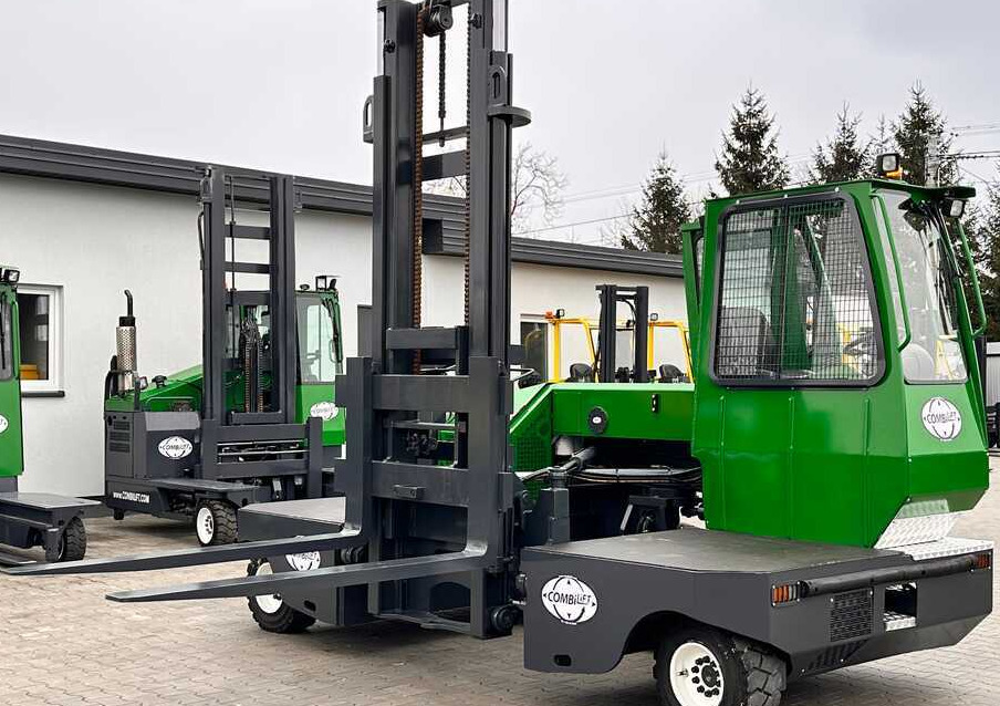 Combilift C5000SL / DIESEL / 4500MM / DUPLEX / CABIN / PLATFORMS / LIKE NEW - 4-weg zijlader: afbeelding 1 Combilift C5000SL / DIESEL / 4500MM / DUPLEX / CABIN / PLATFORMS / LIKE NEW - 4-weg zijlader: afbeelding 1