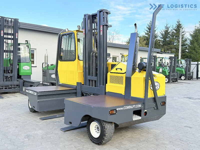 Combilift C5000SR / DIESEL / TRIPLEX MAST – 6100 MM / FORK POSITIONER / FULL CABIN C5000SR / DIESEL / TRIPLEX MAST – 6100 MM / FORK POSITI - Zijlader: afbeelding 3 Combilift C5000SR / DIESEL / TRIPLEX MAST – 6100 MM / FORK POSITIONER / FULL CABIN C5000SR / DIESEL / TRIPLEX MAST – 6100 MM / FORK POSITI - Zijlader: afbeelding 3