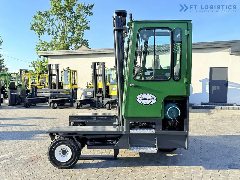 Combilift C5000XL / GAS / DUPLEX 4000 / POSITIONER / FULL CABIN / LIKE NEW C5000XL / GAS / DUPLEX 4000 / POSITIONER / FULL CABIN / LIKE NE - 4-weg zijlader: afbeelding 3 Combilift C5000XL / GAS / DUPLEX 4000 / POSITIONER / FULL CABIN / LIKE NEW C5000XL / GAS / DUPLEX 4000 / POSITIONER / FULL CABIN / LIKE NE - 4-weg zijlader: afbeelding 3