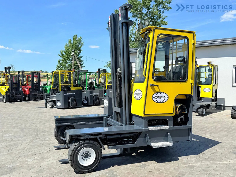 Combilift C5000XL / GAS / DUPLEX / 4500MM / FREE LIFT / SIDESHIFT / FORK POSITIONER / XL CABIN / NEW TYRES C5000XL / GAS / DUPLEX / 4500MM - 4-weg zijlader: afbeelding 3 Combilift C5000XL / GAS / DUPLEX / 4500MM / FREE LIFT / SIDESHIFT / FORK POSITIONER / XL CABIN / NEW TYRES C5000XL / GAS / DUPLEX / 4500MM - 4-weg zijlader: afbeelding 3