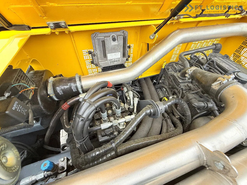 Zijlader Combilift C6000FSL / DIESEL / DUPLEX - 4100MM / FORKS 1400MM / SIDE LOADER / LIFTING CAPACITY 6000KG / FREE LIFT / DEUTZ ENGINE / PERFECT: afbeelding 19 Zijlader Combilift C6000FSL / DIESEL / DUPLEX - 4100MM / FORKS 1400MM / SIDE LOADER / LIFTING CAPACITY 6000KG / FREE LIFT / DEUTZ ENGINE / PERFECT: afbeelding 19