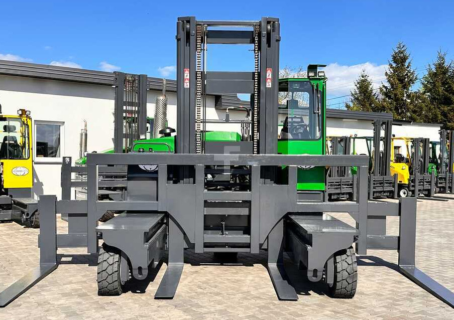 Combilift C8000 / DIESEL / 4600MM / DUPLEX / POSITIONER 5000MM / KUBOTA / EXCELLENT CONDITION - 4-weg zijlader: afbeelding 4 Combilift C8000 / DIESEL / 4600MM / DUPLEX / POSITIONER 5000MM / KUBOTA / EXCELLENT CONDITION - 4-weg zijlader: afbeelding 4