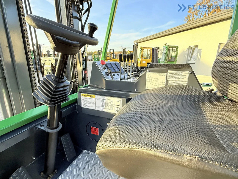 4-weg zijlader Combilift CB4000 / GAS / TRIPLEX 5200MM / FREE LIFT / FORK POSITIONER / SIDE SHIFT / EXCELLENT CONDITION / Wide range of four-way and side: afbeelding 14 4-weg zijlader Combilift CB4000 / GAS / TRIPLEX 5200MM / FREE LIFT / FORK POSITIONER / SIDE SHIFT / EXCELLENT CONDITION / Wide range of four-way and side: afbeelding 14