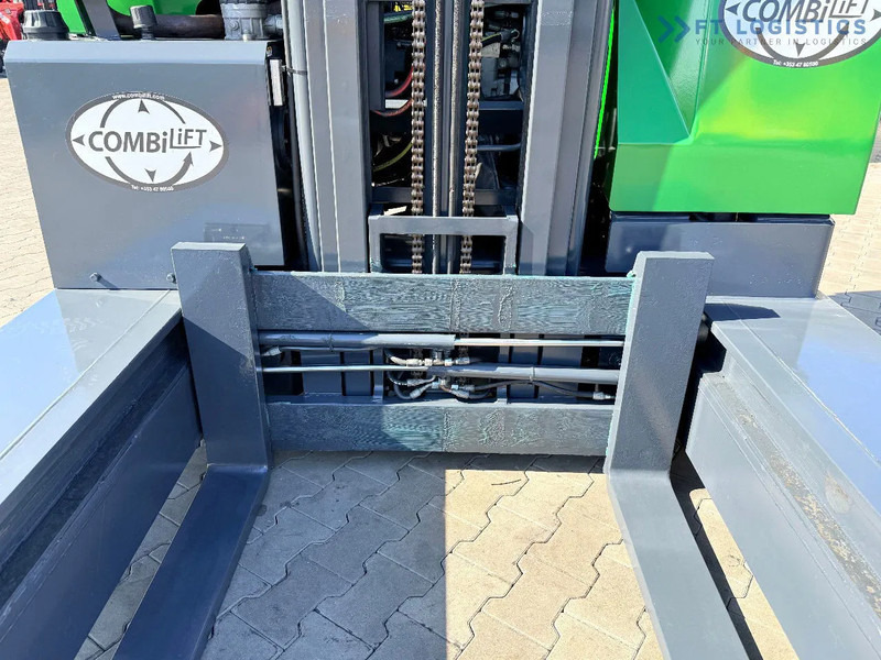 Combilift COMBILIFT C3000 – DUPLEX 4100mm – Year 2013 – 4041 hours – DIESEL – FREE LIFT – FORK POSITIONER – SIDE SHIFT – 1150mm FORKS – CO - 4-weg zijlader: afbeelding 4 Combilift COMBILIFT C3000 – DUPLEX 4100mm – Year 2013 – 4041 hours – DIESEL – FREE LIFT – FORK POSITIONER – SIDE SHIFT – 1150mm FORKS – CO - 4-weg zijlader: afbeelding 4