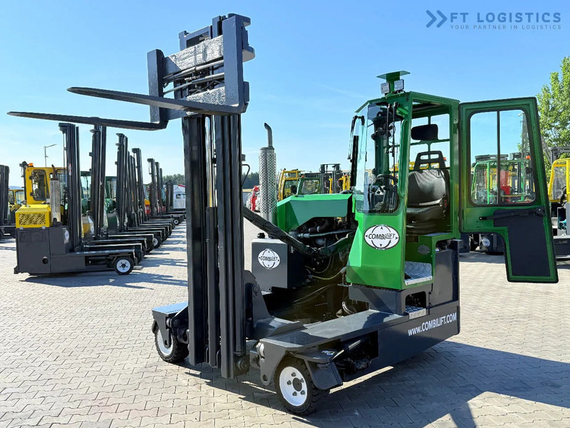 Combilift COMBILIFT C3000 – DUPLEX 4100mm – Year 2013 – 4041 hours – DIESEL – FREE LIFT – FORK POSITIONER – SIDE SHIFT – 1150mm FORKS – CO - 4-weg zijlader: afbeelding 1 Combilift COMBILIFT C3000 – DUPLEX 4100mm – Year 2013 – 4041 hours – DIESEL – FREE LIFT – FORK POSITIONER – SIDE SHIFT – 1150mm FORKS – CO - 4-weg zijlader: afbeelding 1