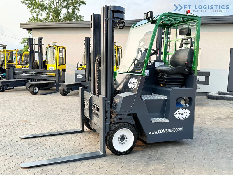 Combilift COMBILIFT C4000CB – TRIPLEX 5200mm – Year 2017 – LPG – FREE LIFT – SIDESHIFT – FORK POSITIONER – CONDITION 5/5 COMBILIFT C4000CB - 4-weg zijlader: afbeelding 2 Combilift COMBILIFT C4000CB – TRIPLEX 5200mm – Year 2017 – LPG – FREE LIFT – SIDESHIFT – FORK POSITIONER – CONDITION 5/5 COMBILIFT C4000CB - 4-weg zijlader: afbeelding 2