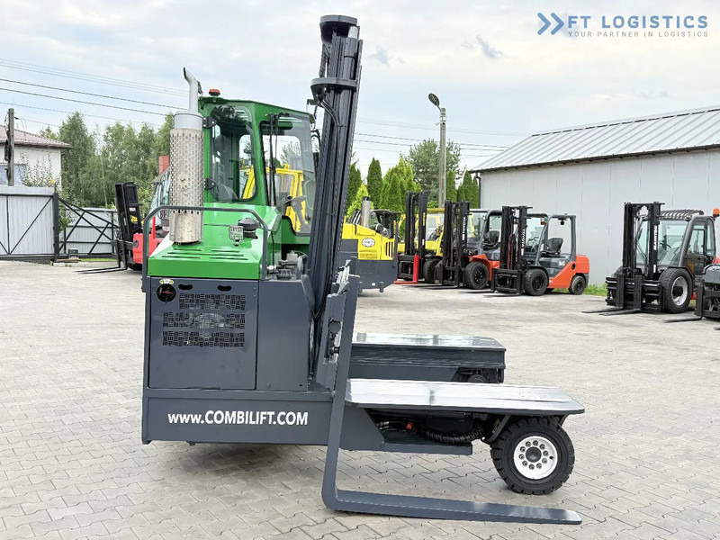 4-weg zijlader Combilift Combilift C4500 / DIESEL / DUPLEX 4000MM / WIDE FORK POSITIONER / HEATING / FULL CABIN / PERFECT CONDITION / Wide range of four-: afbeelding 8 4-weg zijlader Combilift Combilift C4500 / DIESEL / DUPLEX 4000MM / WIDE FORK POSITIONER / HEATING / FULL CABIN / PERFECT CONDITION / Wide range of four-: afbeelding 8