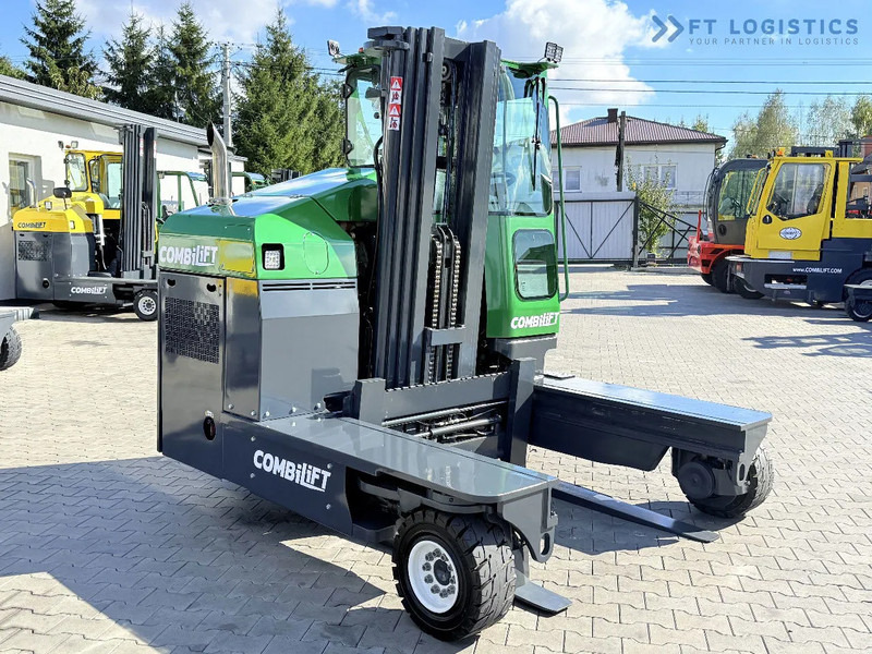 Combilift FOUR-WAY / MULTI-DIRECTIONAL FORKLIFT C4500 / DIESEL / TRIPLEX 4900MM / ONLY 4160 WORKING HOURS / FORK POSITIONER / FULL CABIN W - 4-weg zijlader: afbeelding 5 Combilift FOUR-WAY / MULTI-DIRECTIONAL FORKLIFT C4500 / DIESEL / TRIPLEX 4900MM / ONLY 4160 WORKING HOURS / FORK POSITIONER / FULL CABIN W - 4-weg zijlader: afbeelding 5