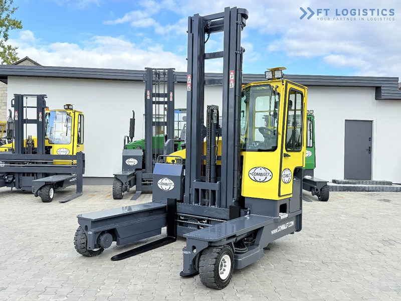 Combilift FOUR-WAY / MULTI-DIRECTIONAL FORKLIFT / C5000 / DIESEL / TRIPLEX 7600MM / FULL FREE LIFT / FORK POSITIONER / HEATING / FULL HEAT - 4-weg zijlader: afbeelding 2 Combilift FOUR-WAY / MULTI-DIRECTIONAL FORKLIFT / C5000 / DIESEL / TRIPLEX 7600MM / FULL FREE LIFT / FORK POSITIONER / HEATING / FULL HEAT - 4-weg zijlader: afbeelding 2
