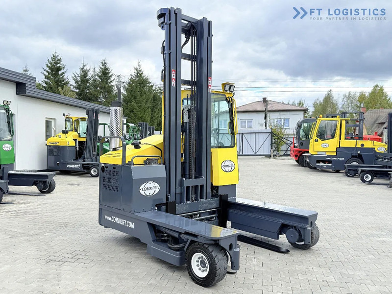 Combilift FOUR-WAY / MULTI-DIRECTIONAL FORKLIFT / C5000 / DIESEL / TRIPLEX 7600MM / FULL FREE LIFT / FORK POSITIONER / HEATING / FULL HEAT - 4-weg zijlader: afbeelding 5 Combilift FOUR-WAY / MULTI-DIRECTIONAL FORKLIFT / C5000 / DIESEL / TRIPLEX 7600MM / FULL FREE LIFT / FORK POSITIONER / HEATING / FULL HEAT - 4-weg zijlader: afbeelding 5