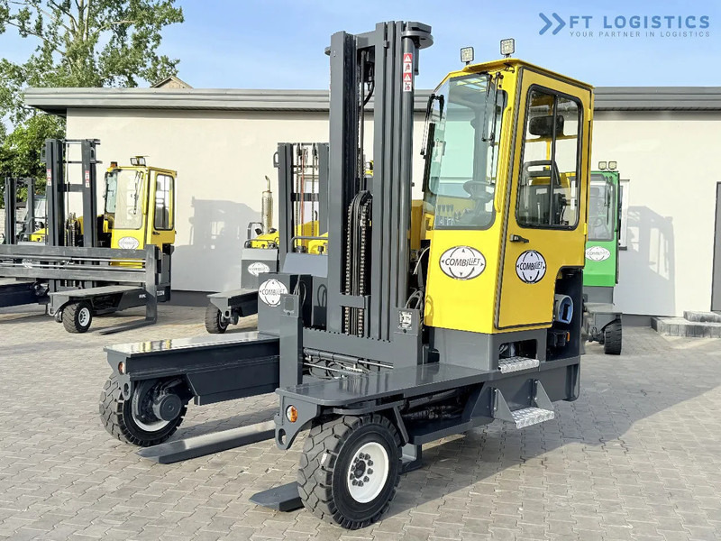 Combilift FOUR-WAY / MULTI-DIRECTIONAL FORKLIFT C5000XL / GAS / TRIPLEX 6000MM / FREE LIFT / FORK POSITIONER / HEATING / EXTENDABLE FORKS - 4-weg zijlader: afbeelding 3 Combilift FOUR-WAY / MULTI-DIRECTIONAL FORKLIFT C5000XL / GAS / TRIPLEX 6000MM / FREE LIFT / FORK POSITIONER / HEATING / EXTENDABLE FORKS - 4-weg zijlader: afbeelding 3