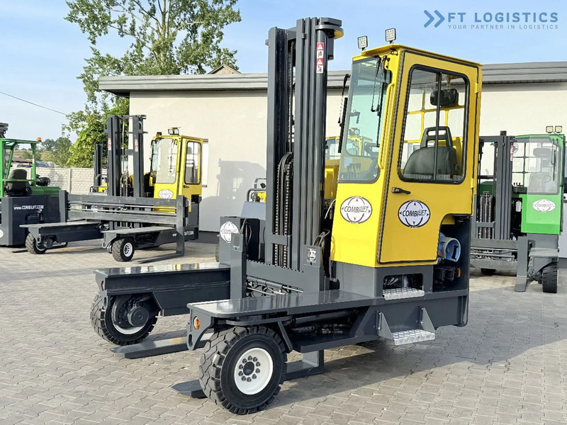Combilift FOUR-WAY / MULTI-DIRECTIONAL FORKLIFT C5000XL / GAS / TRIPLEX 6000MM / FREE LIFT / FORK POSITIONER / HEATING / EXTENDABLE FORKS - 4-weg zijlader: afbeelding 2 Combilift FOUR-WAY / MULTI-DIRECTIONAL FORKLIFT C5000XL / GAS / TRIPLEX 6000MM / FREE LIFT / FORK POSITIONER / HEATING / EXTENDABLE FORKS - 4-weg zijlader: afbeelding 2