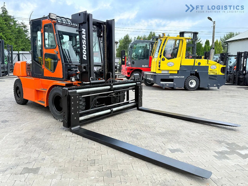 Doosan DOOSAN / DUPLEX 3000MM / SIDE SHIFT / FORK POSITIONER / 2500MM FORKS / 7000KG / CABIN / LIKE NEW DOOSAN / DUPLEX 3000MM / SIDE S - Diesel heftruck: afbeelding 5 Doosan DOOSAN / DUPLEX 3000MM / SIDE SHIFT / FORK POSITIONER / 2500MM FORKS / 7000KG / CABIN / LIKE NEW DOOSAN / DUPLEX 3000MM / SIDE S - Diesel heftruck: afbeelding 5