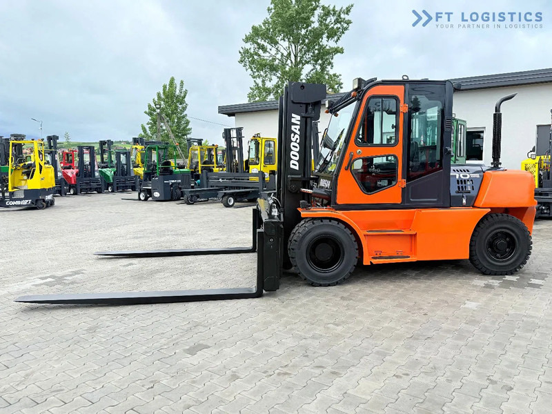 Doosan DOOSAN / DUPLEX 3000MM / SIDE SHIFT / FORK POSITIONER / 2500MM FORKS / 7000KG / CABIN / LIKE NEW DOOSAN / DUPLEX 3000MM / SIDE S - Diesel heftruck: afbeelding 2 Doosan DOOSAN / DUPLEX 3000MM / SIDE SHIFT / FORK POSITIONER / 2500MM FORKS / 7000KG / CABIN / LIKE NEW DOOSAN / DUPLEX 3000MM / SIDE S - Diesel heftruck: afbeelding 2