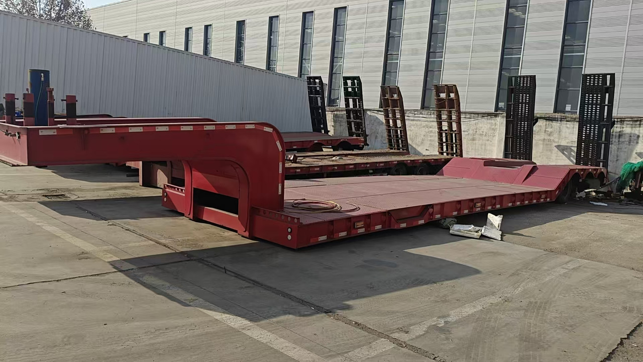 40-150 tons - Dieplader oplegger: afbeelding 2 40-150 tons - Dieplader oplegger: afbeelding 2
