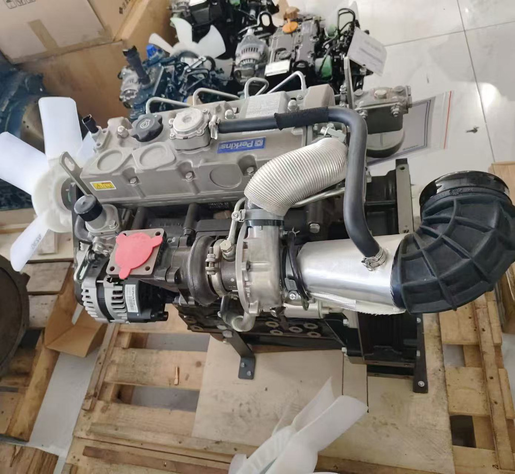 CATERPILLAR 3024C - Motor voor Graafmachine: afbeelding 2 CATERPILLAR 3024C - Motor voor Graafmachine: afbeelding 2